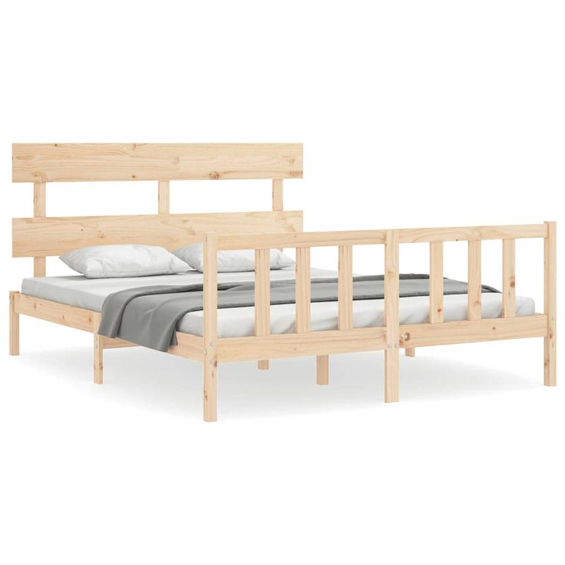 Foto van The living store massief grenenhouten bedframe - 205.5 x 165.5 x 81 cm - multiplex lattenbodem