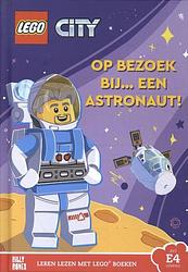 Foto van Op bezoek bij... een astronaut! - hardcover (9789030509097)