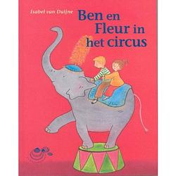 Foto van Ben en fleur in het circus - schelpjes