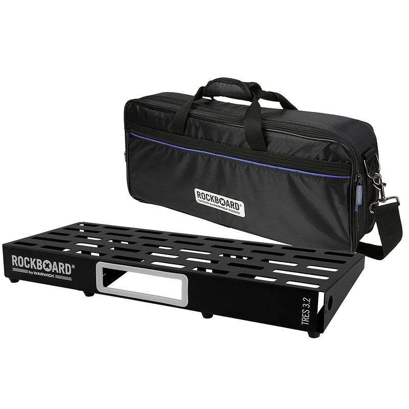 Foto van Rockboard tres 3.2 b pedalboard met gig bag