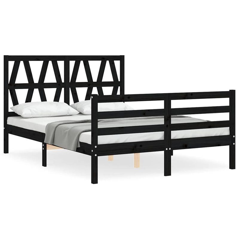 Foto van The living store bedframe - massief grenenhout - 195.5 x 145.5 x 100 cm - zwart