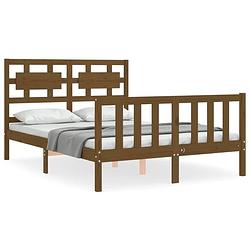 Foto van The living store bedframe - massief grenenhout - honingbruin - 205.5 x 145.5 x 100 cm - multiplex lattenbodem