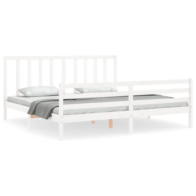 Foto van The living store bed - massief grenenhout - 205.5 x 205.5 x 100 cm - multiplex lattenbodem - wit