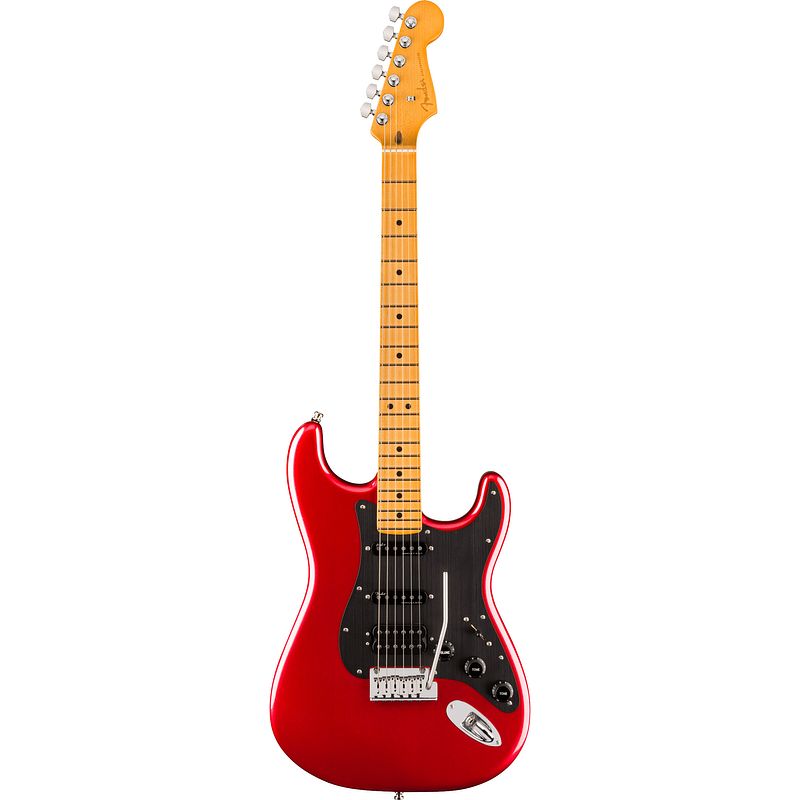 Foto van Fender american ultra ii stratocaster hss mn sinister red elektrische gitaar met koffer