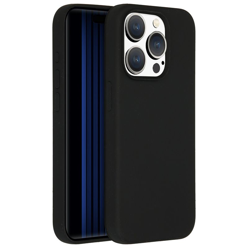 Foto van Accezz liquid silicone backcover iphone 15 pro telefoonhoesje zwart