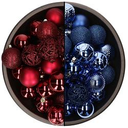 Foto van 74x stuks kunststof kerstballen mix van kobalt blauw en donkerrood 6 cm - kerstbal