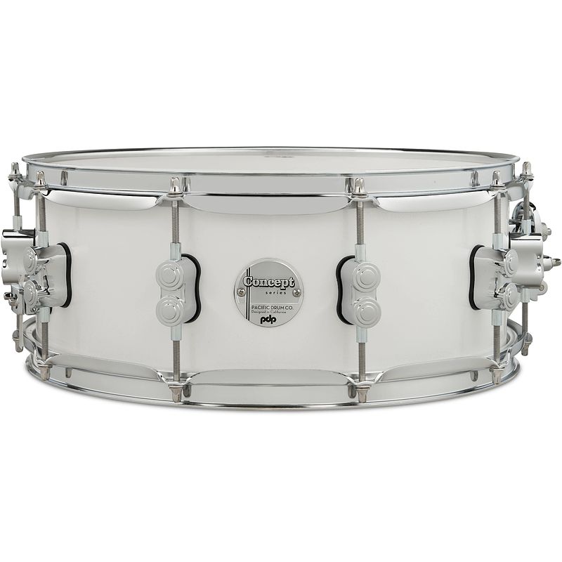 Foto van Pdp drums pdcm5514sspw concept maple finish pearlescent white lacquer 14 x 5.5 inch snaredrum