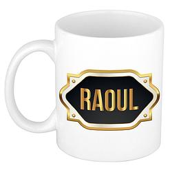 Foto van Naam cadeau mok / beker raoul met gouden embleem 300 ml - naam mokken