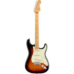 Foto van Fender player plus stratocaster mn 3-color sunburst elektrische gitaar met deluxe gigbag