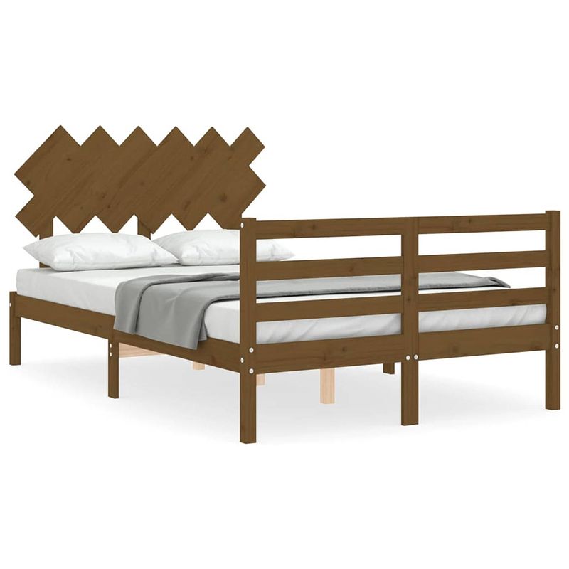 Foto van The living store bed grenenhout - honingbruin - 195.5x125.5x81 cm - multiplex lattenbodem