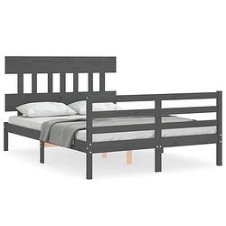 Foto van The living store bedframe - grenenhout - 195.5 x 145.5 x 81 cm - grijs