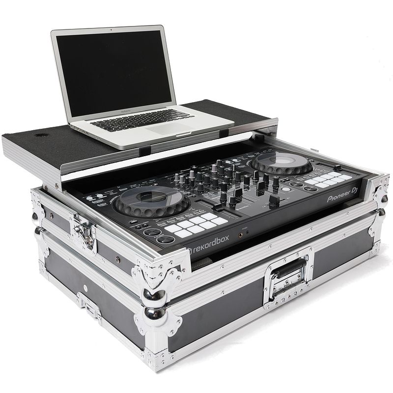 Foto van Magma dj controller workstation flightcase voor pioneer ddj-800