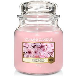 Foto van Yankee candle geurkaars medium cherry blossom - 13 cm / ø 11 cm