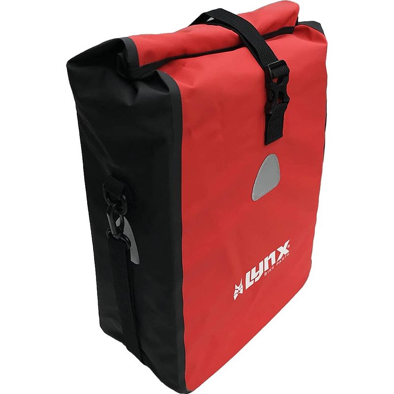 Foto van Lynx pakaftas tarpaulin rood 16 liter