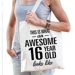 Foto van Awesome 16 year / geweldig 16 jaar cadeau tas wit voor dames en heren - feest boodschappentassen