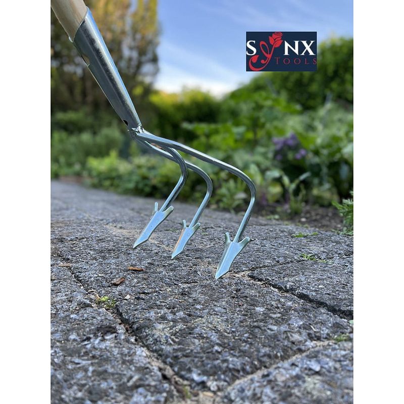 Foto van Synx tools cultivator 3 tanden verzinkt- gazonbeluchters / cultivatoren- bodembewerkers - harken - tuingereedschap