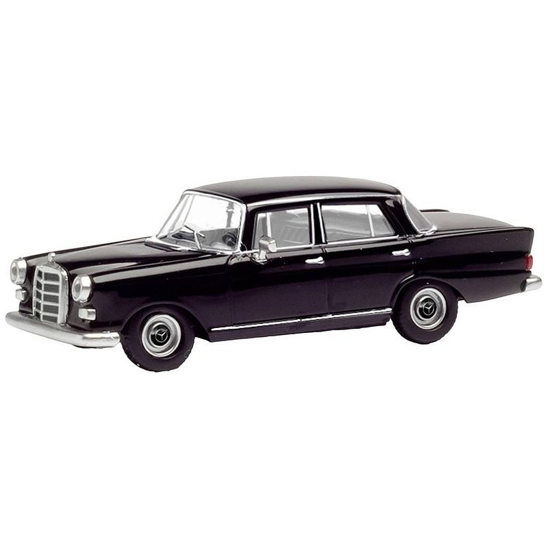 Foto van Herpa 420457 h0 mercedes benz 200 staartvin