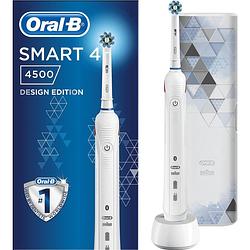 Foto van Oral-b smart 4 4500 - wit - elektrische tandenborstel
