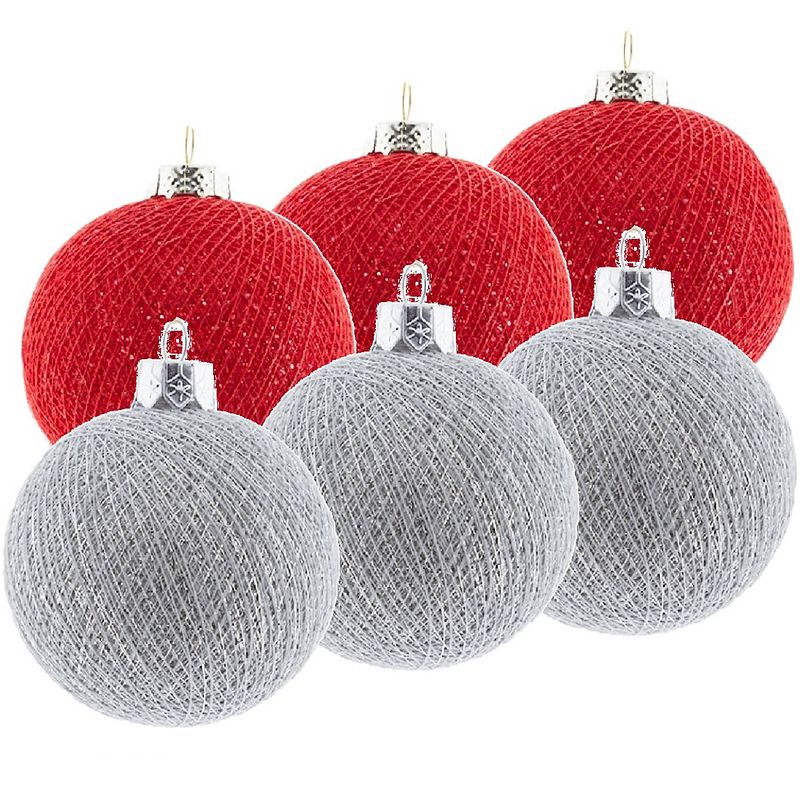 Foto van 6x rood/zilveren cotton balls kerstballen decoratie 6,5 cm - kerstbal