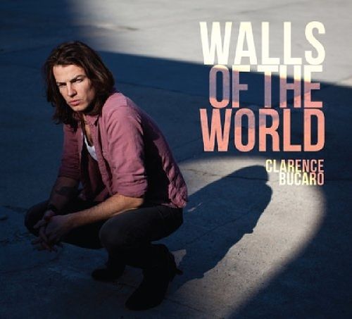 Foto van Walls of the world - cd (8713762010836)