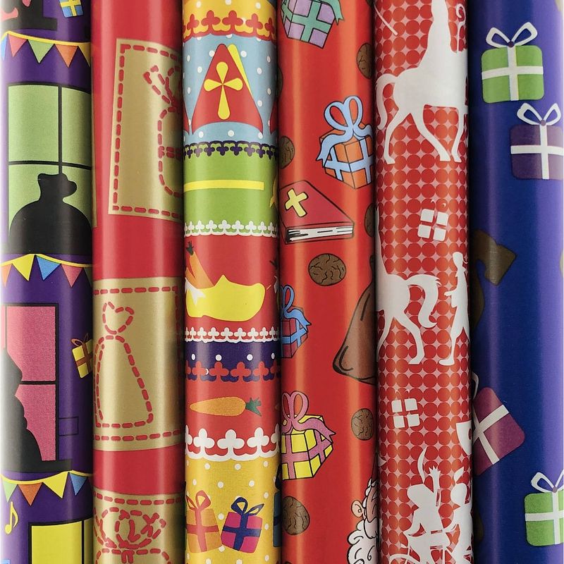 Foto van Sinterklaaspapier inpakpapier cadeaupapier assortiment - 300 x 70 cm - 10 rollen