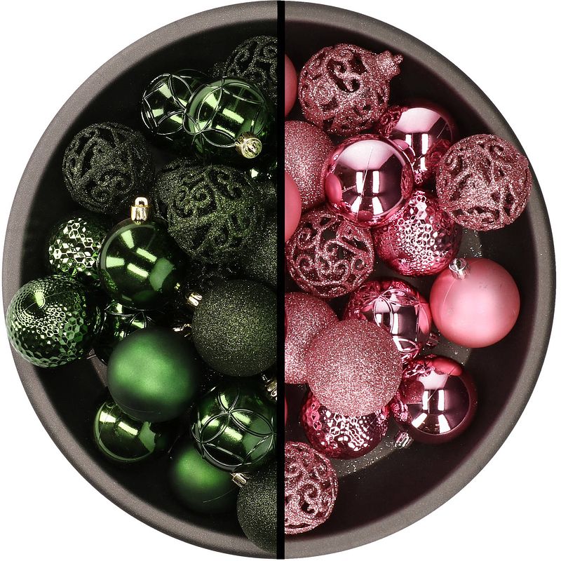 Foto van Kunststof kerstballen 74x stuks donkergroen en roze 6 cm - kerstbal