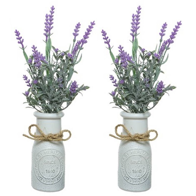 Foto van 2x stuks lichtpaarse lavendula/lavendel kunstplant 32 cm in witte pot - kunstplanten