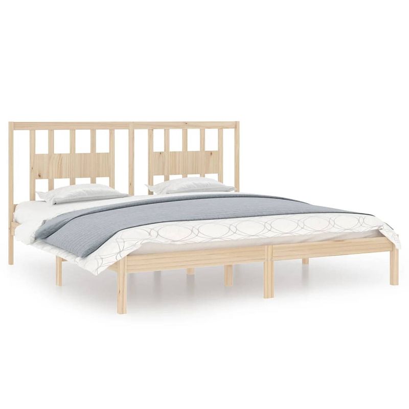 Foto van The living store bedframe klassiek houten - 205.5 x 206 x 100 cm - massief grenenhout