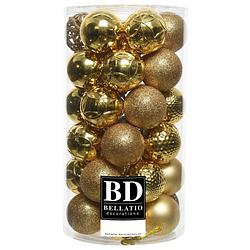 Foto van 37x stuks kunststof kerstballen goud 6 cm inclusief kerstbalhaakjes - kerstbal