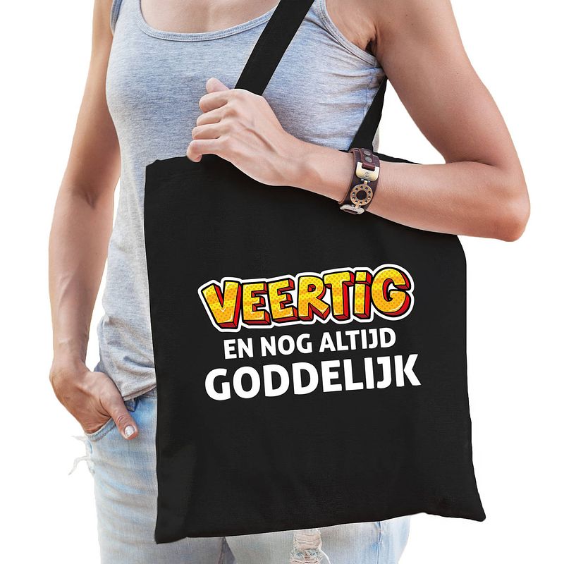 Foto van Veertig en goddelijk verjaardag cadeau tas 40 jaar zwart voor dames - feest boodschappentassen