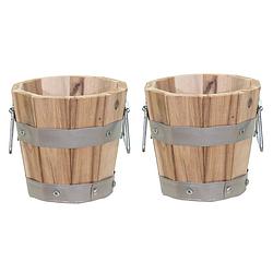 Foto van Plantenbak/bloempot - 2x - barrel - hout - hendels - d15 x h18 cm - plantenpotten