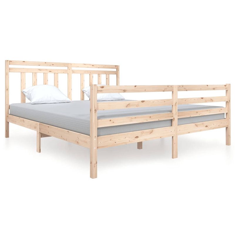 Foto van The living store bedframe massief grenenhout - 180x200 cm - rustiek stijlvol