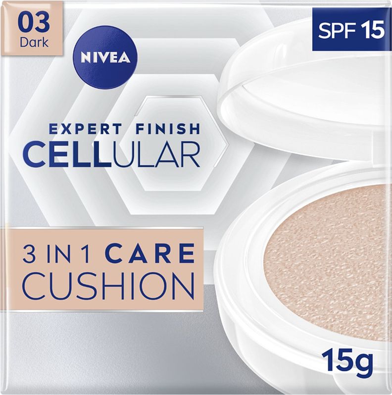 Foto van Nivea hyaluron cellual filler 3-in-1 care cushion dark