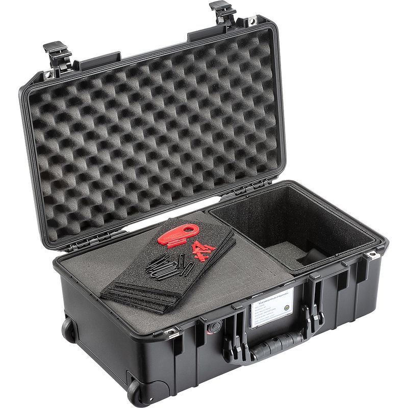 Foto van Peli 1535 air carry-on case 518 x 284 x183 mm met trekpak dividers