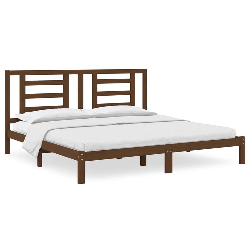 Foto van The living store bedframe - houten - 200 x 200 cm - honingbruin