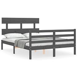 Foto van The living store bed frame - grenenhout - 205.5 x 145.5 x 81 cm - grijs