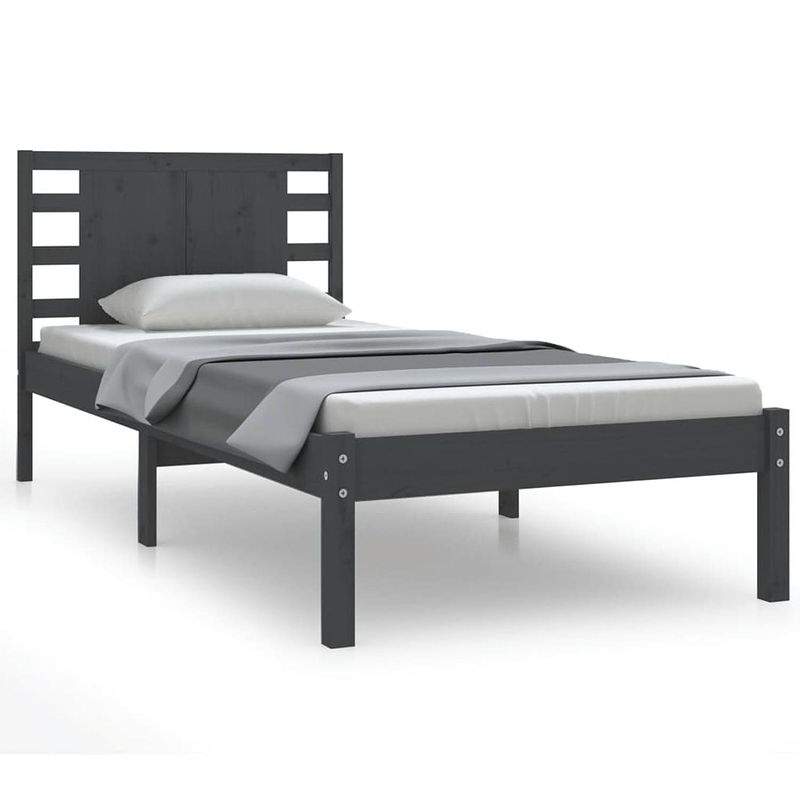 Foto van The living store bedframe grenenhout - grijs - 205.5 x 106 x 100 cm - geschikt voor matras 100 x 200 cm - montage