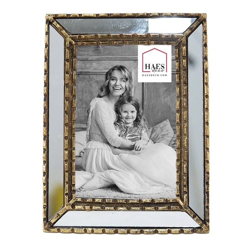 Foto van Haes deco - fotolijst 10x15 zilverkleurig, formaat 16x2x20 cm - loving chic