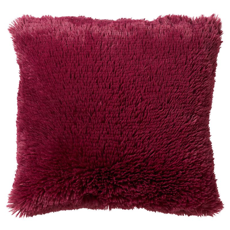 Foto van Dutch decor fluffy - kussenhoes unikleur red plum 45x45 cm - roze - rood