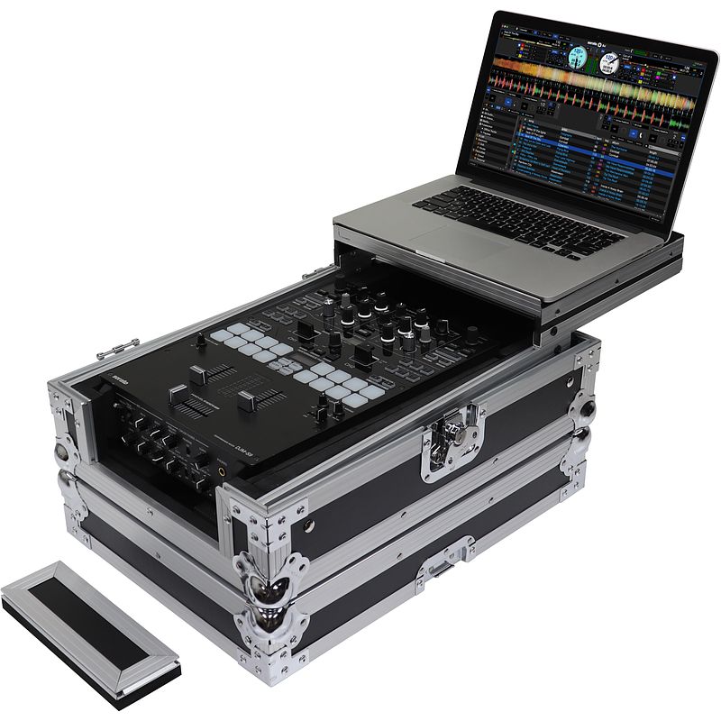 Foto van Odyssey fzgs10mx1xd 10 inch flightcase voor dj mixer