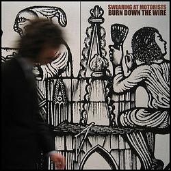 Foto van Burn down the wire - 7 inch vinyl;7 inch vinyl (9006472025191)