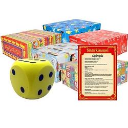 Foto van Sinterklaasavond/pakjesavond spel dobbelsteen geel en 10x cadeaupapier/inpakpapier rollen - dobbelspellen