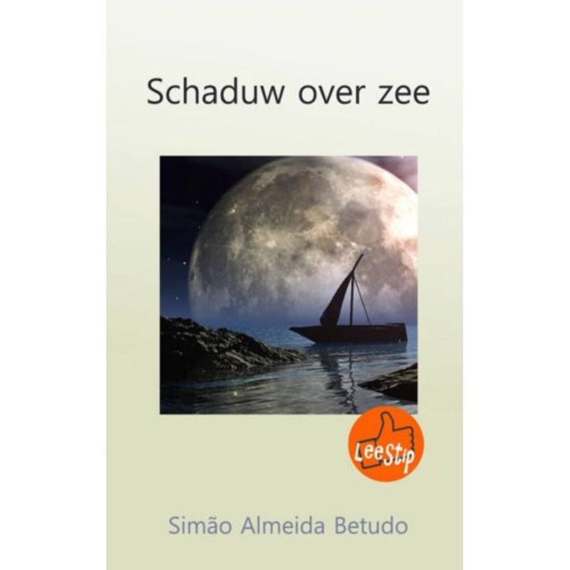 Foto van Schaduw over zee