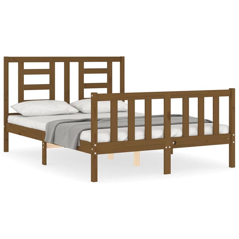 Foto van The living store bedframe - grenenhout - 205.5x125.5x100 cm - honingbruin