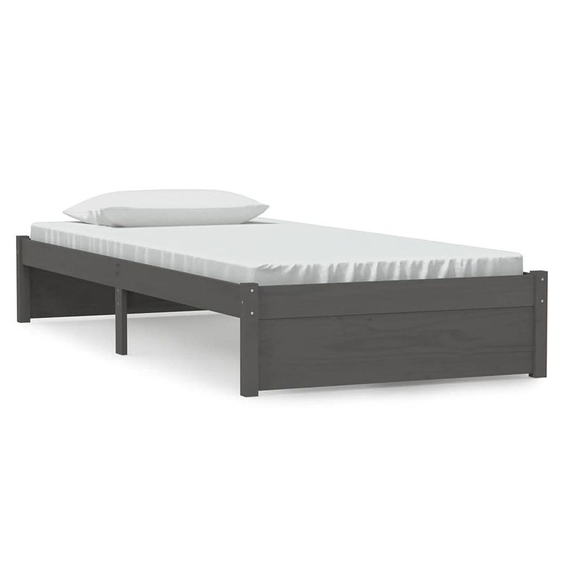 Foto van The living store bedframe houten - 195.5 x 95.5 x 31 cm - grijs massief grenenhout