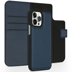 Foto van Accezz premium leather 2 in 1 wallet book case voor apple iphone 13 pro max telefoonhoesje blauw