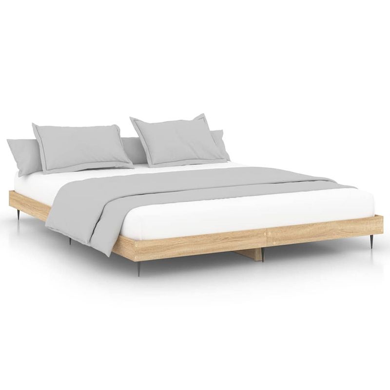 Foto van The living store bedframe - sonoma eiken - 203 x 123 x 20 cm - duurzaam bewerkt hout - metalen poten - multiplex