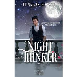 Foto van Night thinker / 2