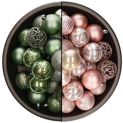 Foto van 74x stuks kunststof kerstballen mix salie groen en lichtroze 6 cm - kerstbal