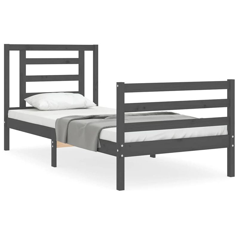 Foto van The living store massief grenenhouten bedframe - grijs - 205.5 x 95.5 x 100 cm - multiplex lattenbodem